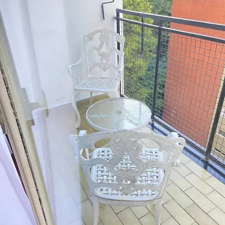 Leonardo Da Vinci Residence-2